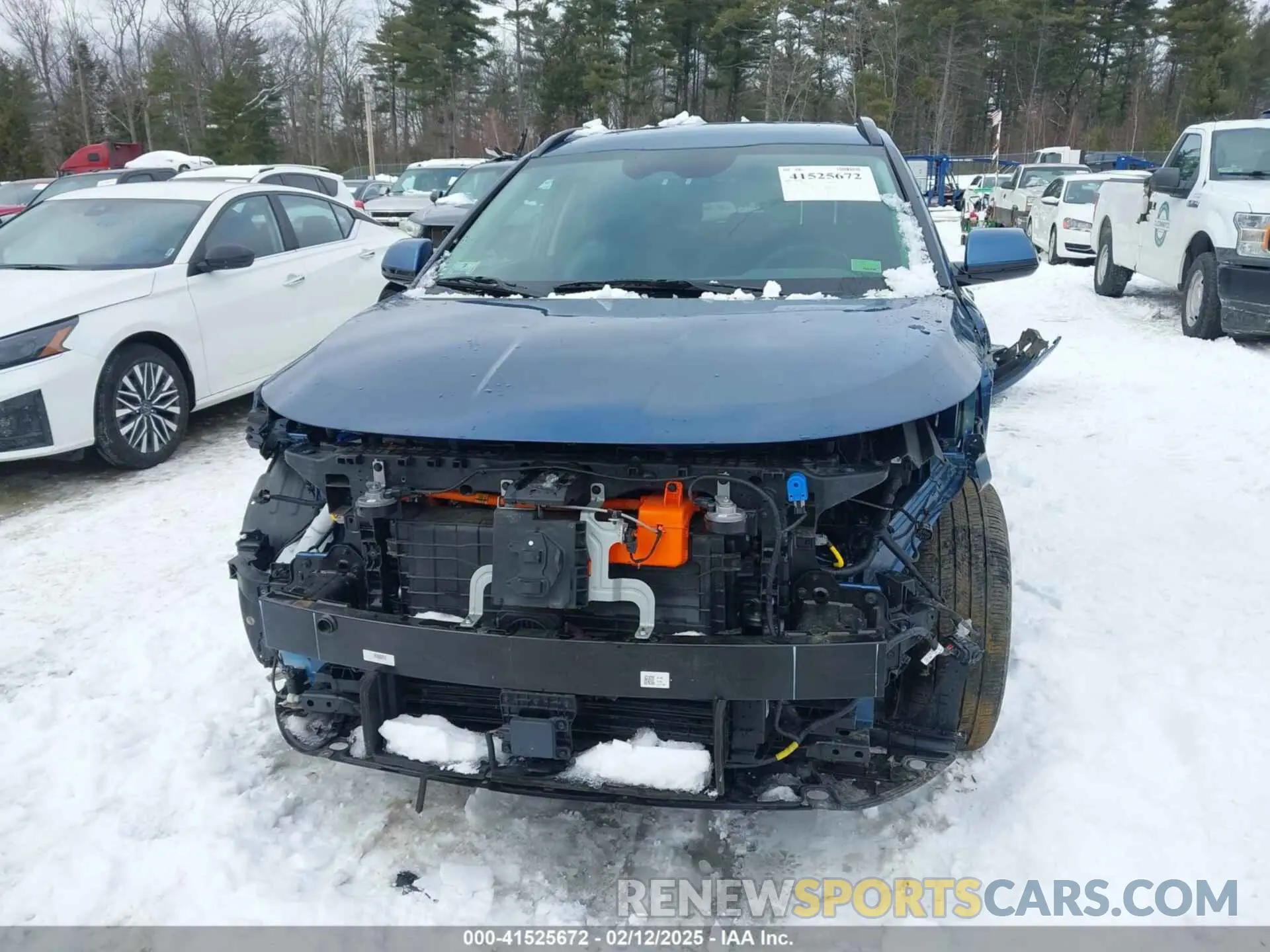6 Photograph of a damaged car KNDCR3L15P5014997 KIA NIRO EV 2023