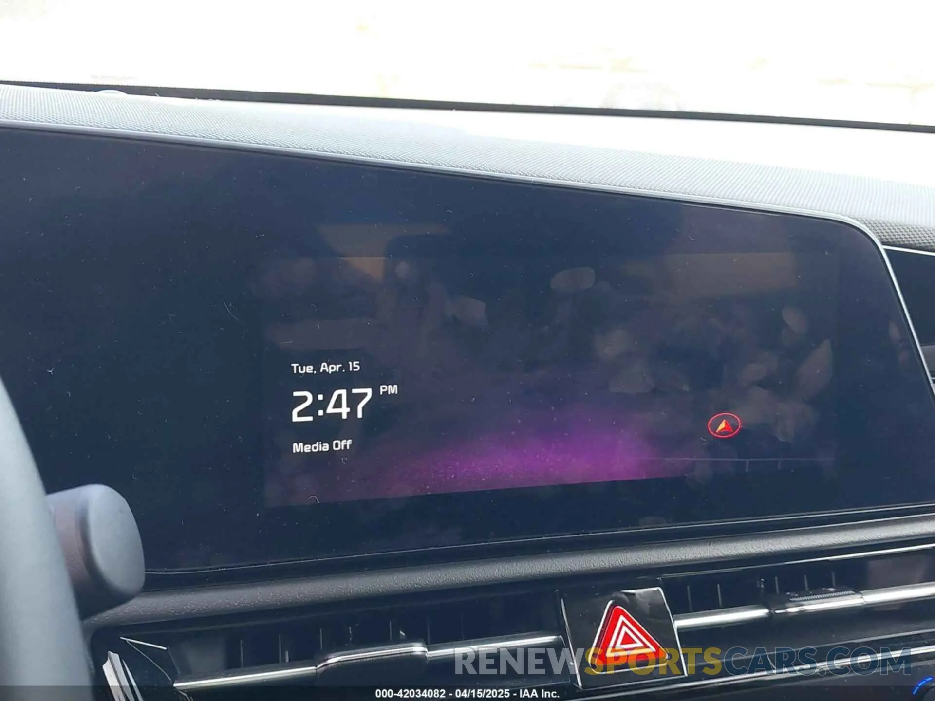 19 Photograph of a damaged car KNDCR3L11R5113948 KIA NIRO EV 2024
