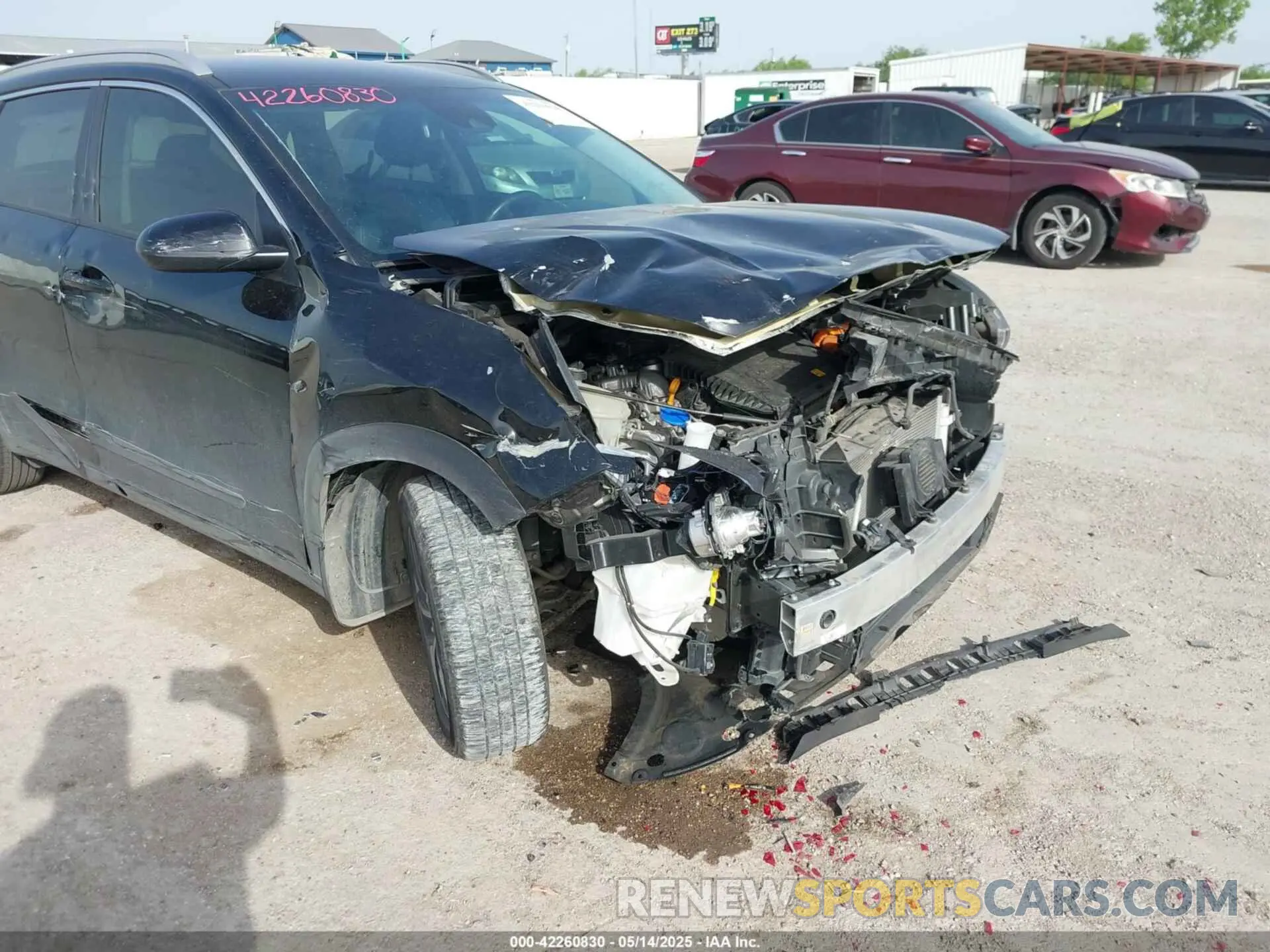 6 Photograph of a damaged car KNDCM3LD5L5391204 KIA NIRO PLUG-IN HYBRID 2020