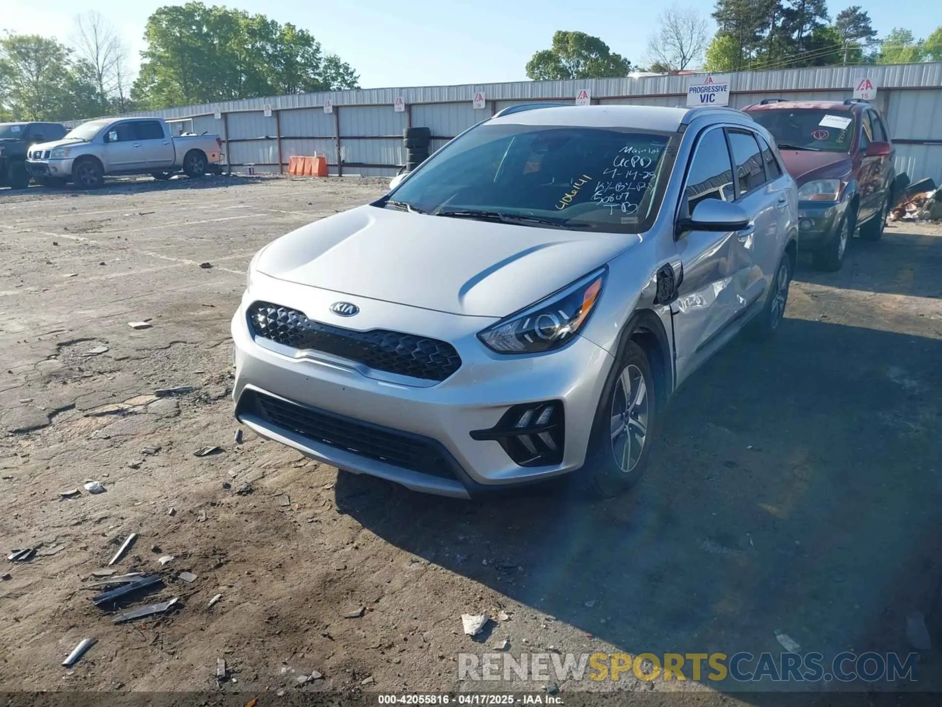 2 Photograph of a damaged car KNDCM3LD7L5406141 KIA NIRO PLUG-IN HYBRID 2020