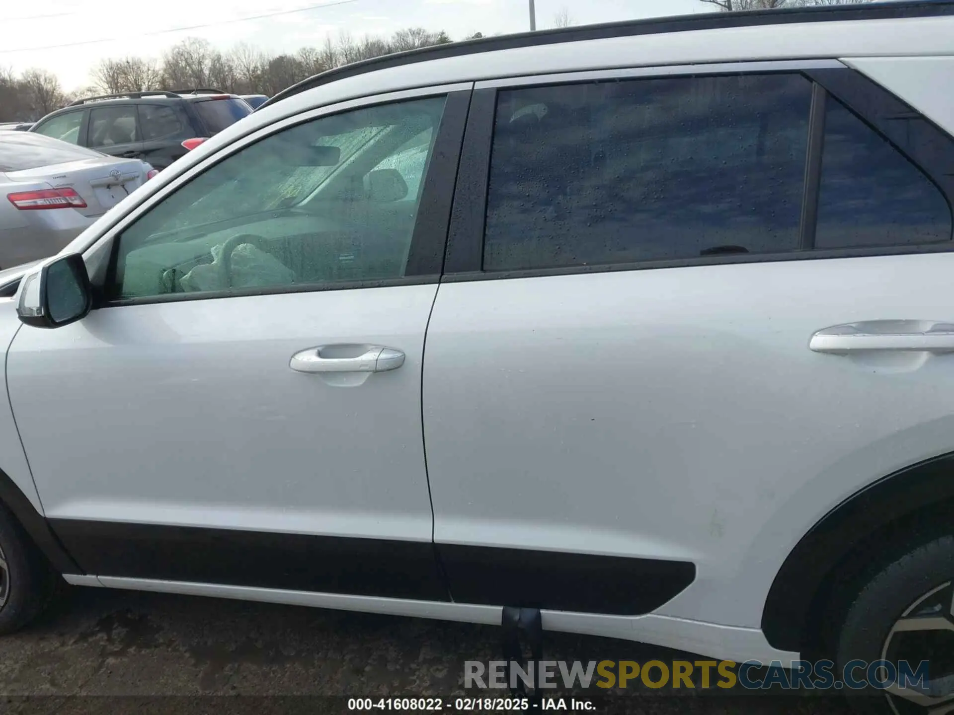 14 Фотография поврежденного автомобиля KNDCR3LF1R5125254 KIA NIRO PLUG-IN HYBRID 2024