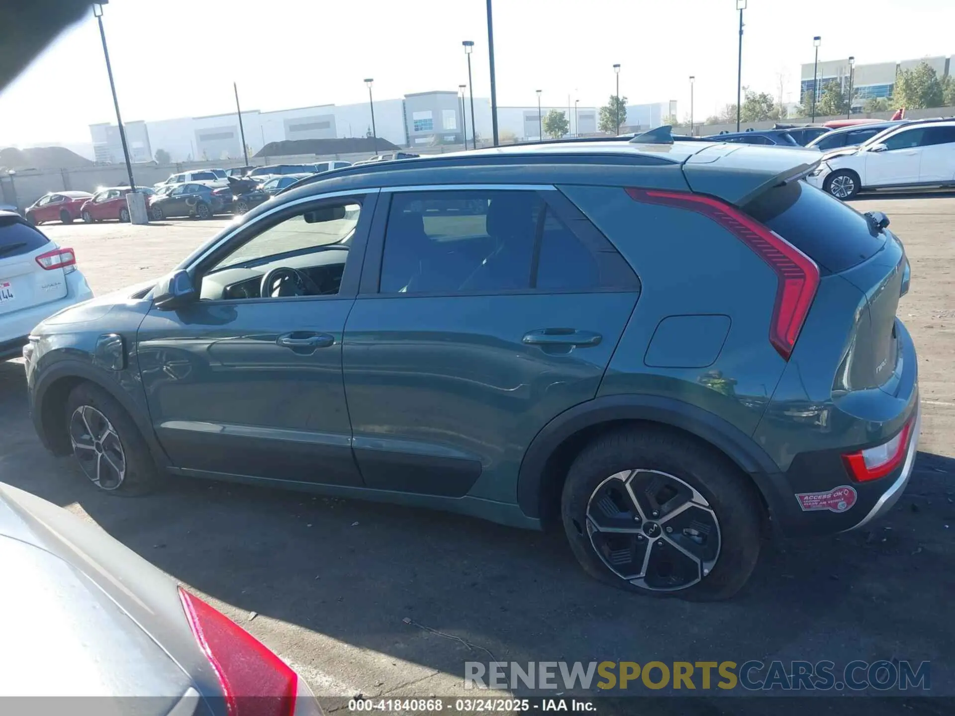 15 Фотография поврежденного автомобиля KNDCS3LF8R5171202 KIA NIRO PLUG-IN HYBRID 2024