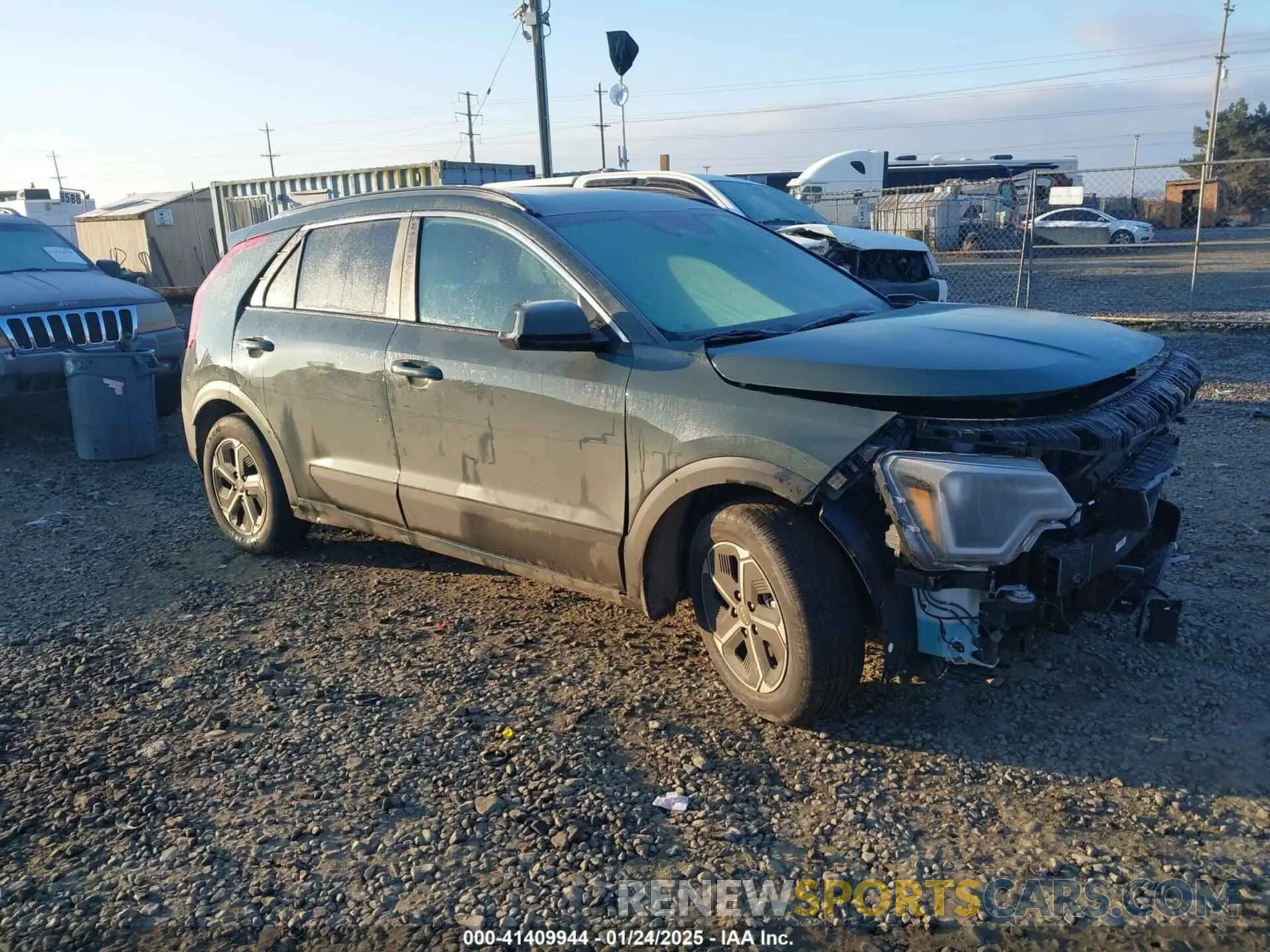 1 Photograph of a damaged car KNDCS3LF1S5235618 KIA NIRO PLUG-IN HYBRID 2025