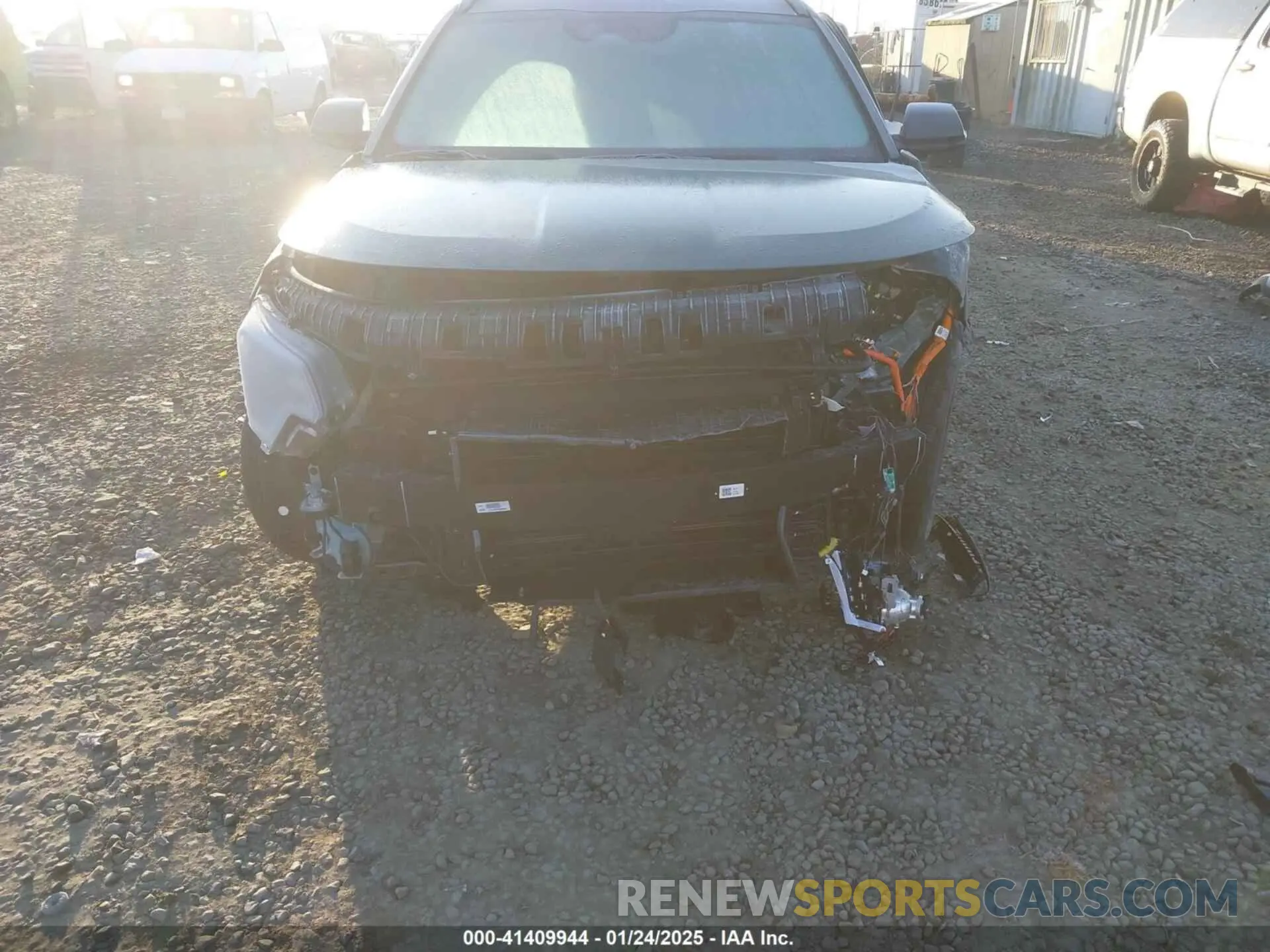 6 Photograph of a damaged car KNDCS3LF1S5235618 KIA NIRO PLUG-IN HYBRID 2025