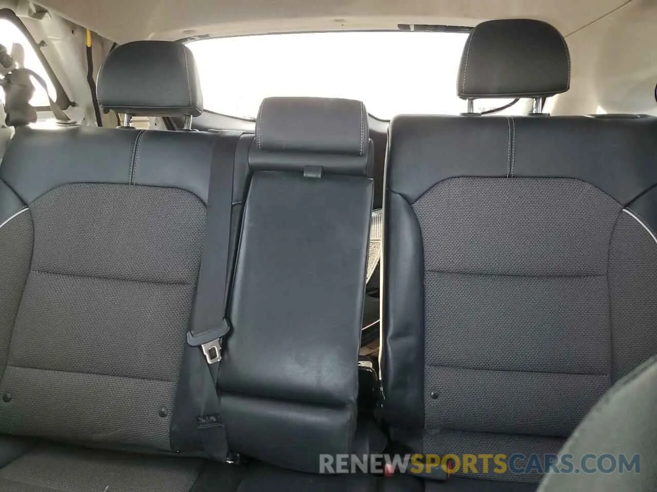 10 Photograph of a damaged car KNDCC3LG0N5159285 KIA NIRO S 2022
