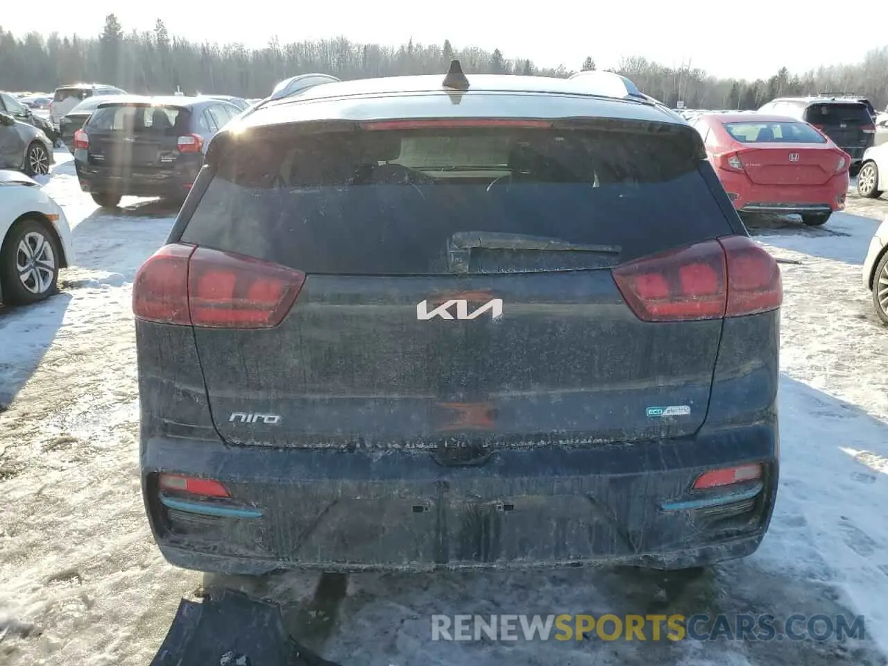 6 Photograph of a damaged car KNDCC3LG1N5160977 KIA NIRO S 2022
