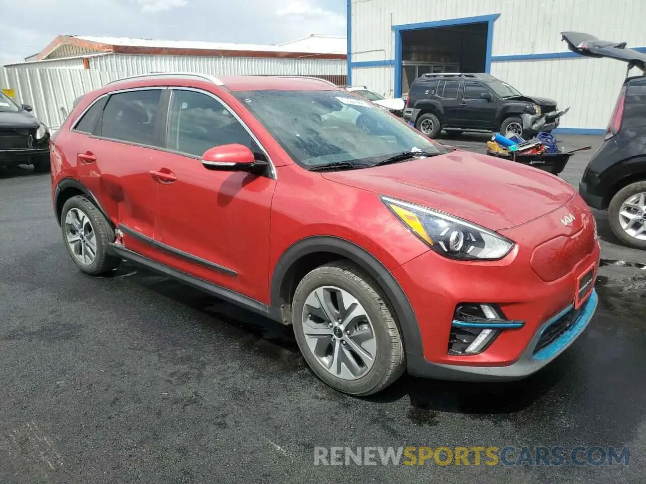 4 Photograph of a damaged car KNDCC3LG3N5159765 KIA NIRO S 2022