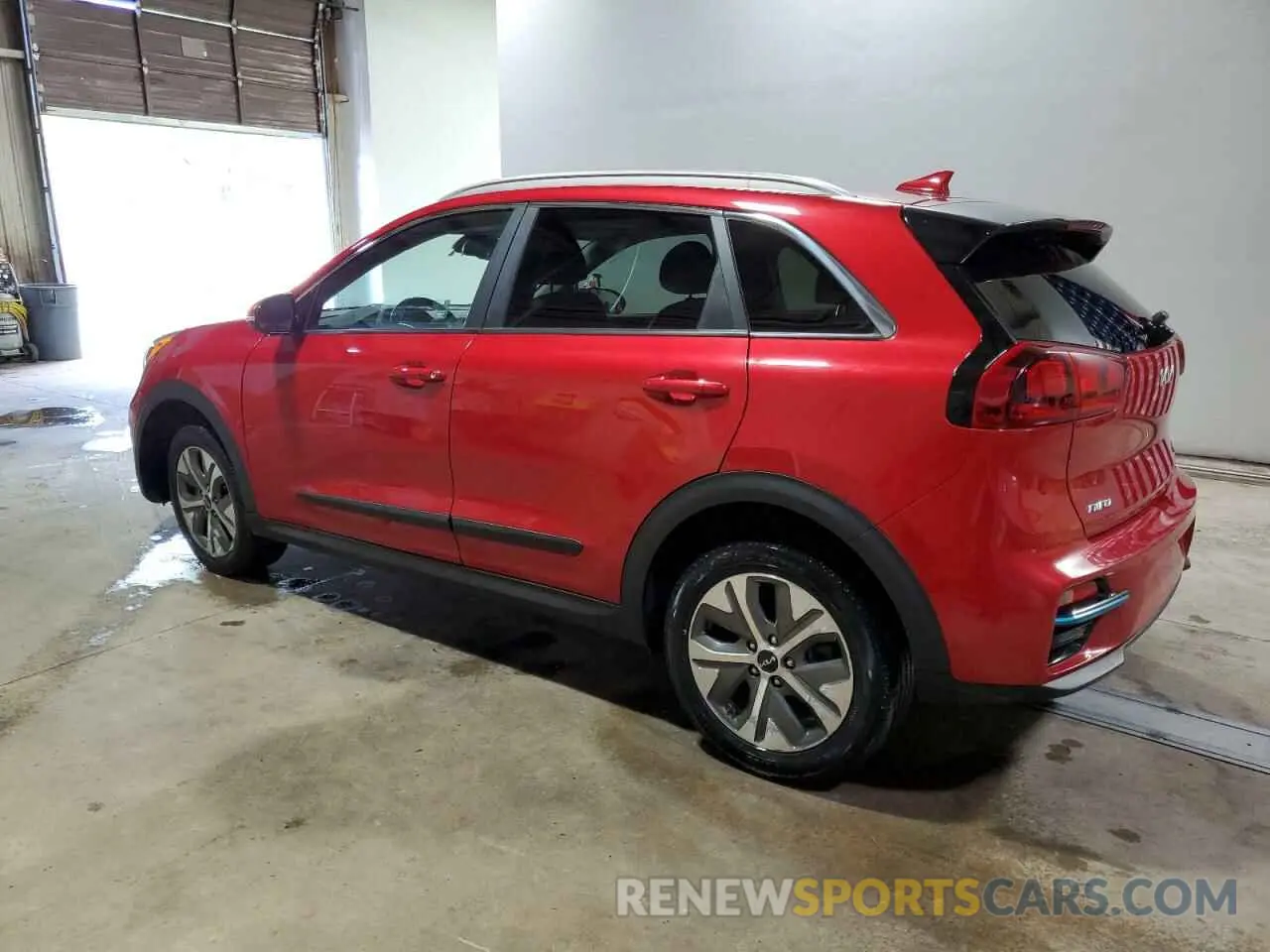 2 Photograph of a damaged car KNDCC3LG8N5160930 KIA NIRO S 2022