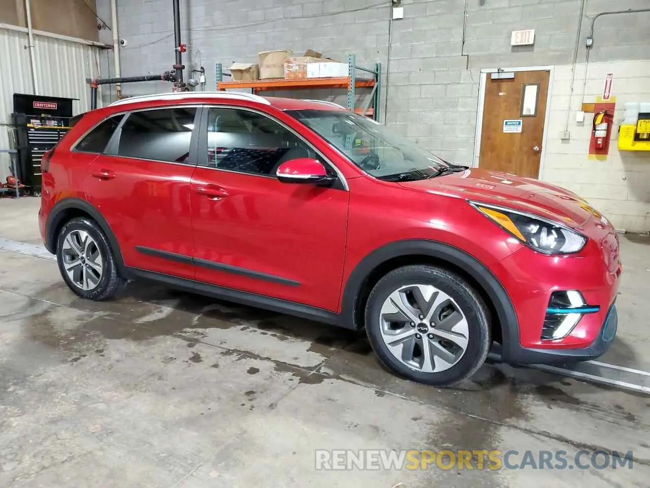 4 Photograph of a damaged car KNDCC3LG8N5160930 KIA NIRO S 2022