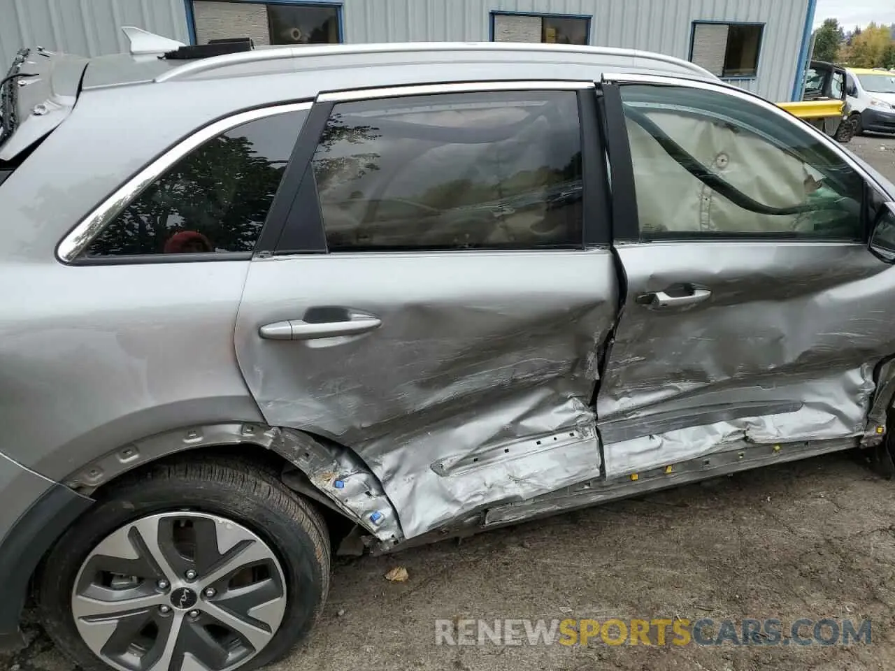 10 Фотография поврежденного автомобиля KNDCC3LG9N5140587 KIA NIRO S 2022
