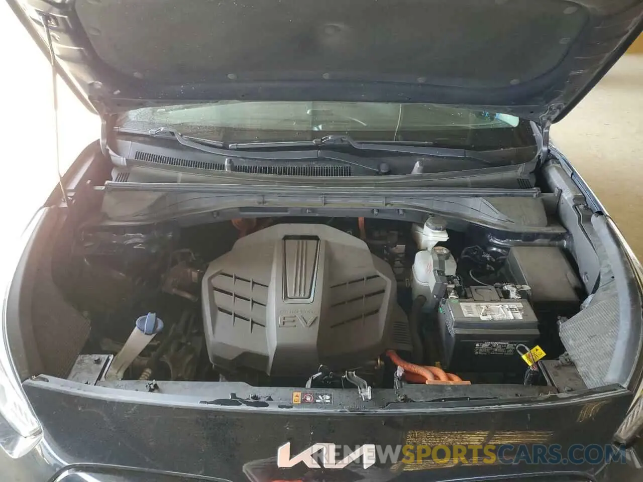 12 Photograph of a damaged car KNDCC3LGXN5134233 KIA NIRO S 2022