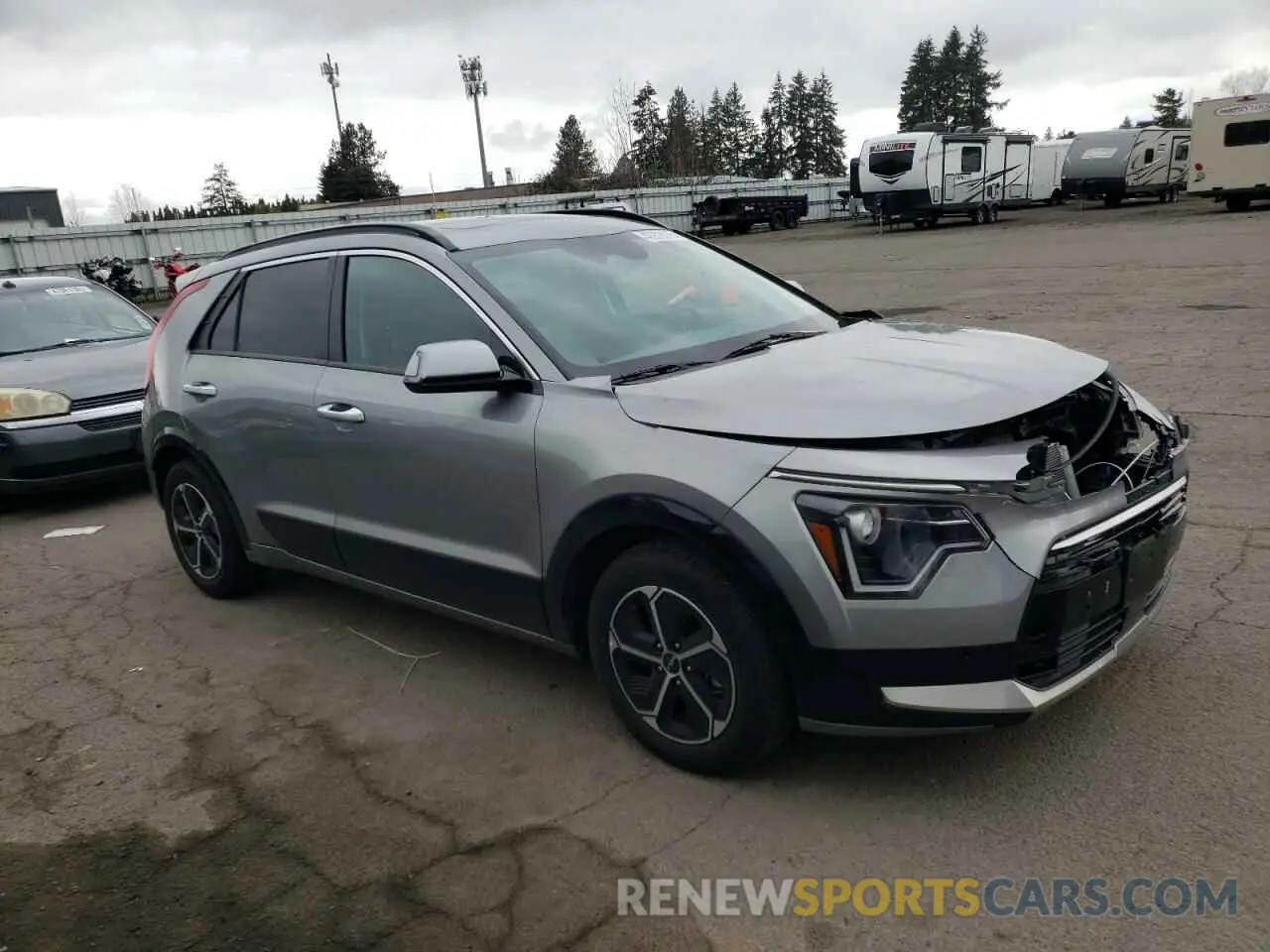 4 Photograph of a damaged car KNDCT3LE7P5065115 KIA NIRO SX 2023