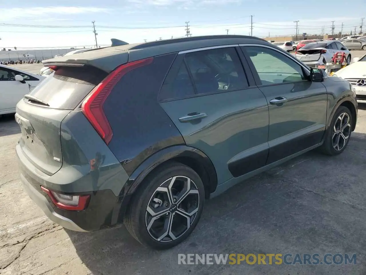 3 Фотография поврежденного автомобиля KNDCT3LE7P5107900 KIA NIRO SX 2023
