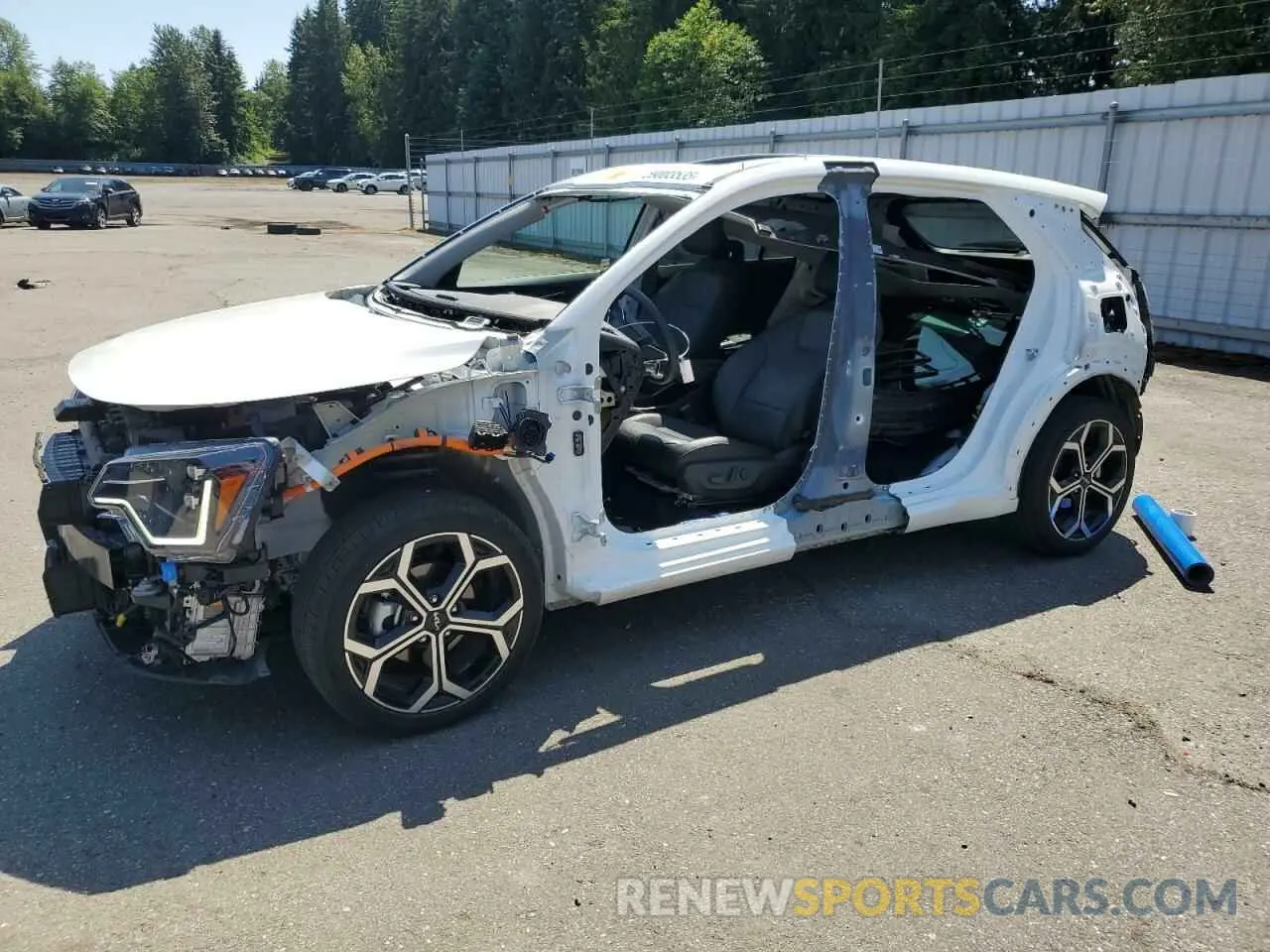 1 Фотография поврежденного автомобиля KNDCR3LF1P5075596 KIA NIRO SX TO 2023