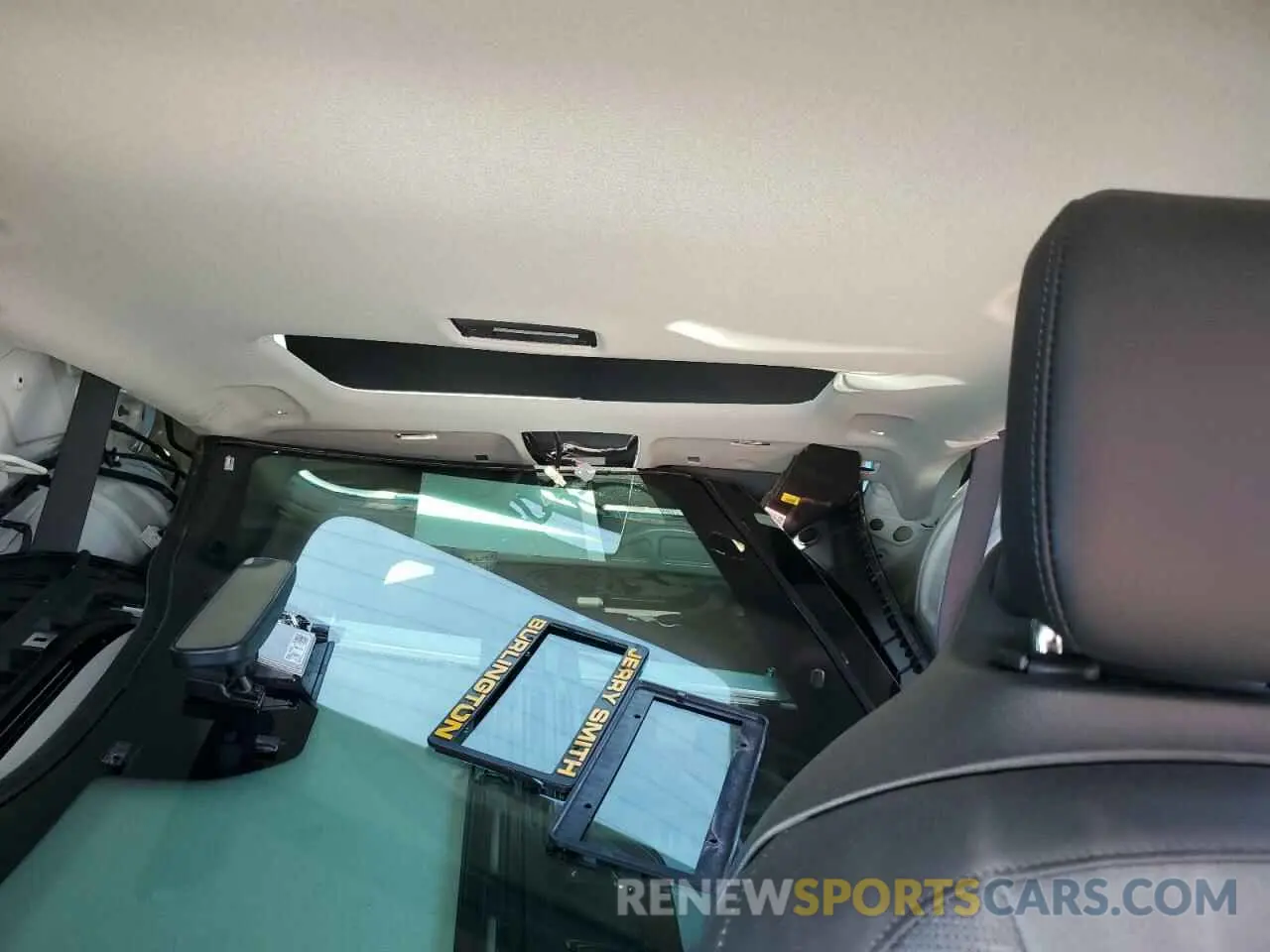 10 Фотография поврежденного автомобиля KNDCR3LF1P5075596 KIA NIRO SX TO 2023