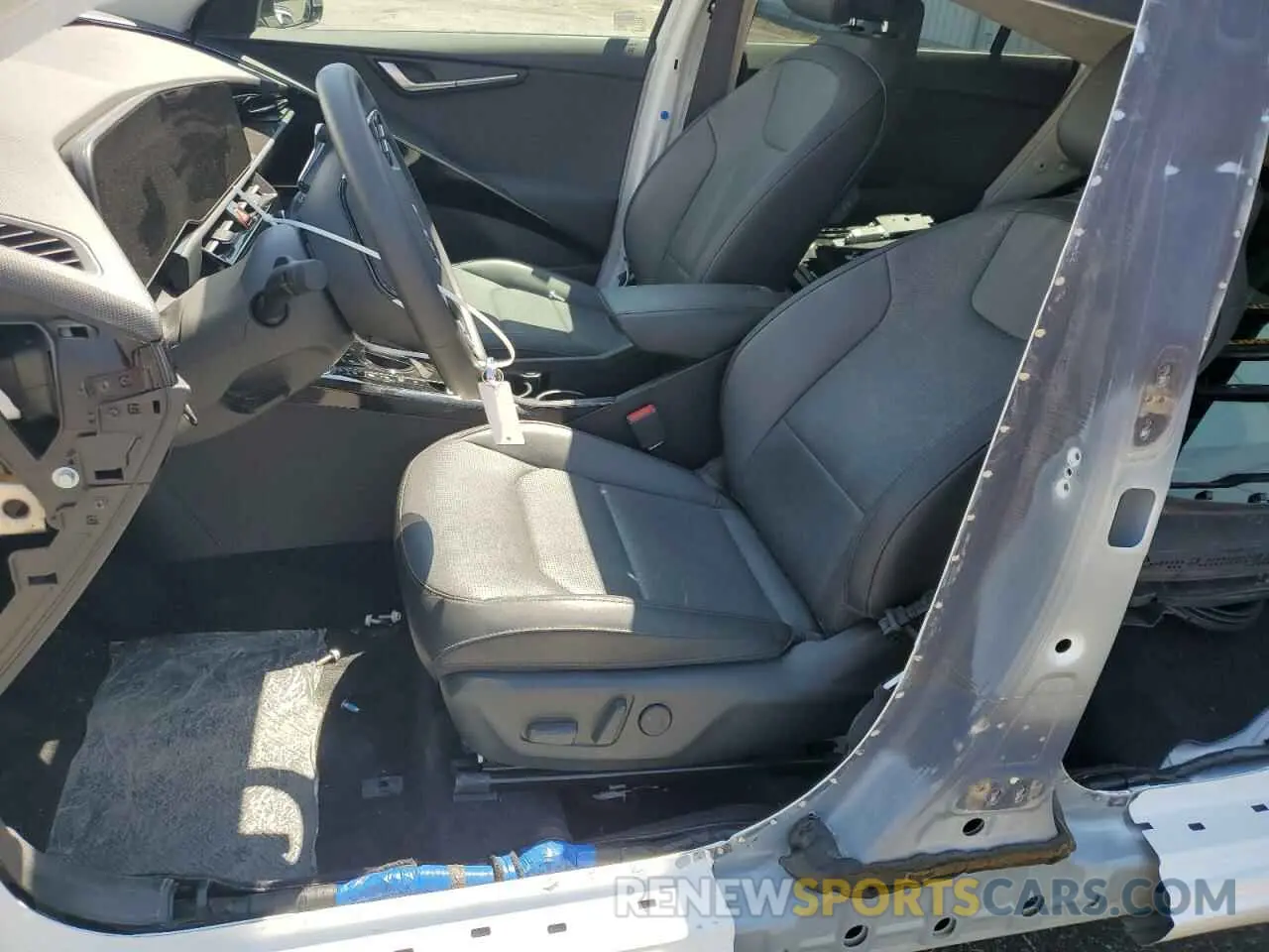 7 Фотография поврежденного автомобиля KNDCR3LF1P5075596 KIA NIRO SX TO 2023