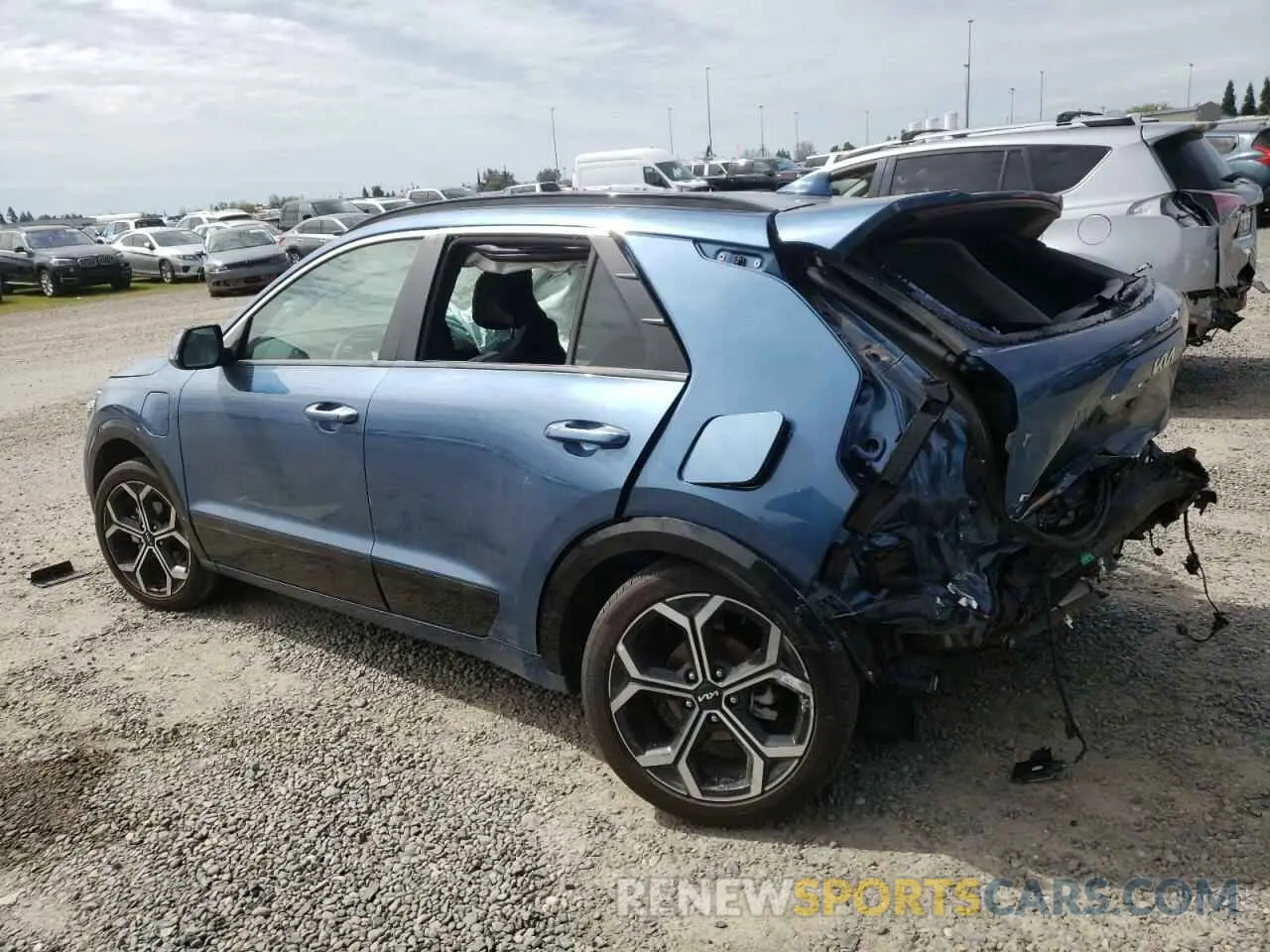 2 Фотография поврежденного автомобиля KNDCR3LF2P5050559 KIA NIRO SX TO 2023