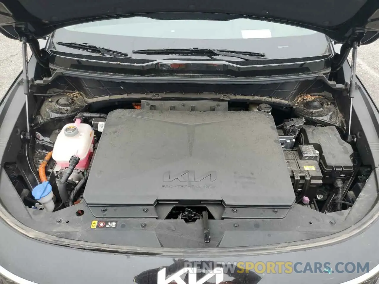 12 Photograph of a damaged car KNDCT3L17P5035769 KIA NIRO WAVE 2023
