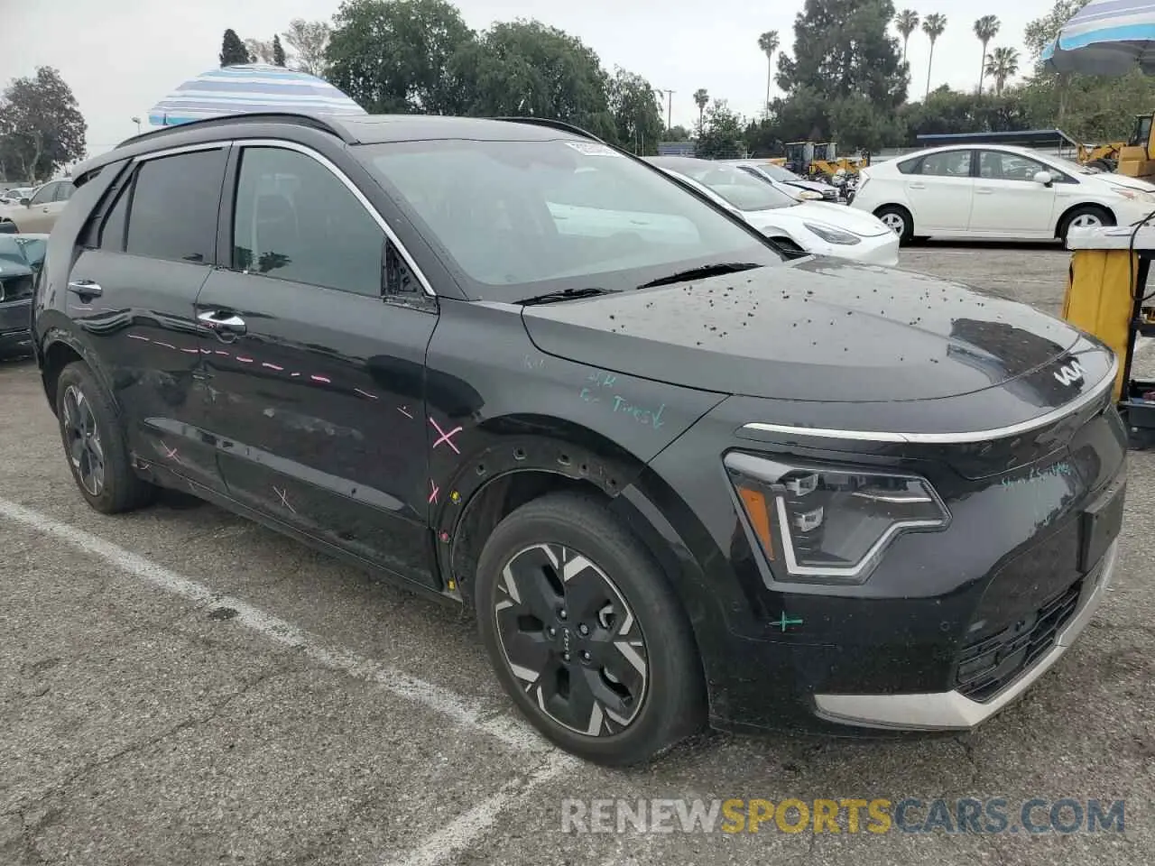 4 Photograph of a damaged car KNDCT3L17P5035769 KIA NIRO WAVE 2023