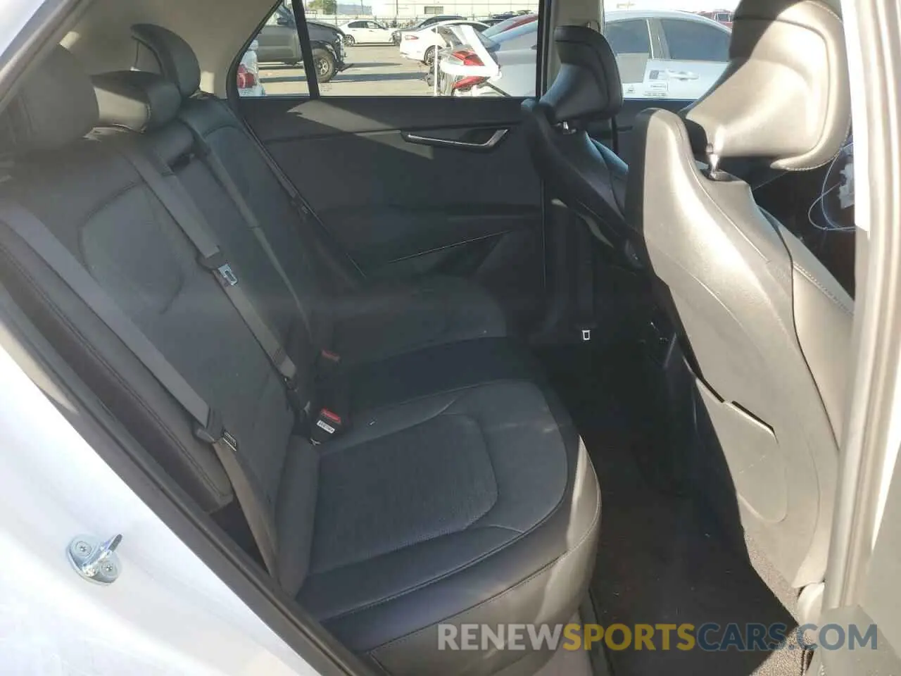11 Photograph of a damaged car KNDCT3L17P5039014 KIA NIRO WAVE 2023