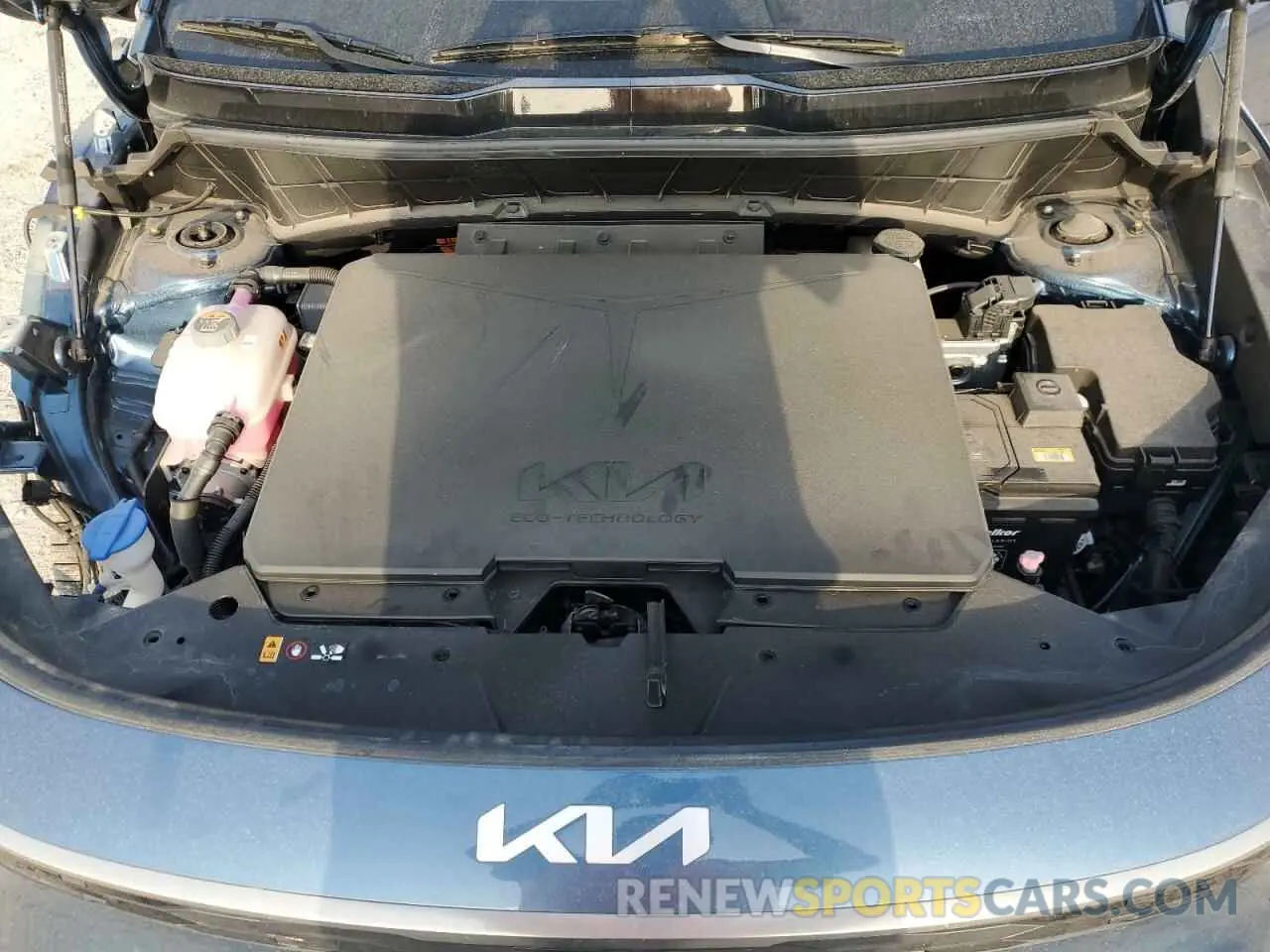 12 Photograph of a damaged car KNDCR3L10P5046224 KIA NIRO WIND 2023