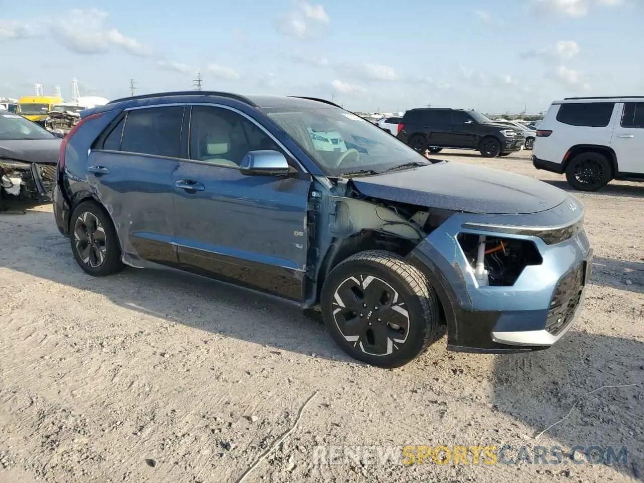 4 Photograph of a damaged car KNDCR3L10P5046224 KIA NIRO WIND 2023
