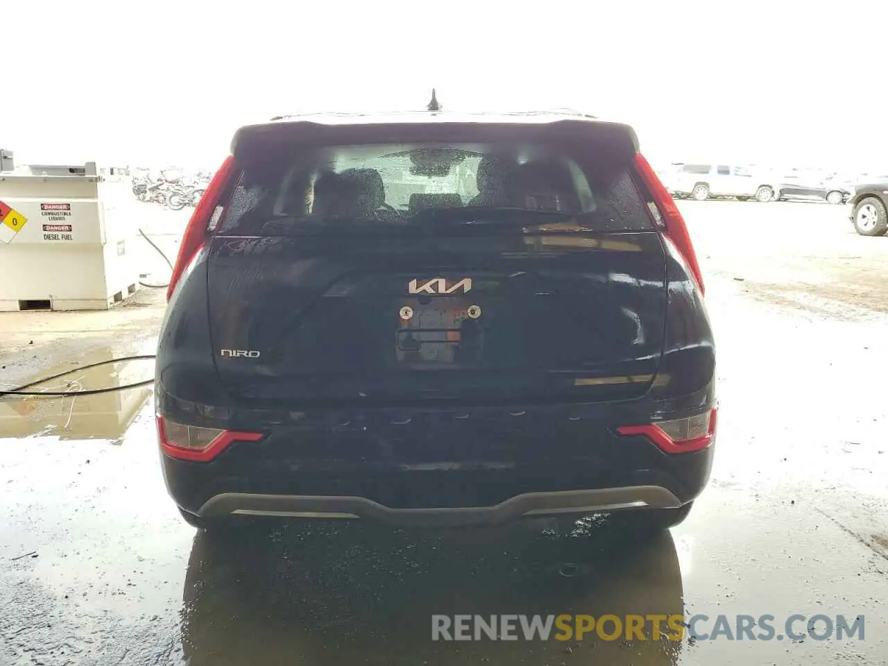 6 Photograph of a damaged car KNDCR3L11P5027357 KIA NIRO WIND 2023