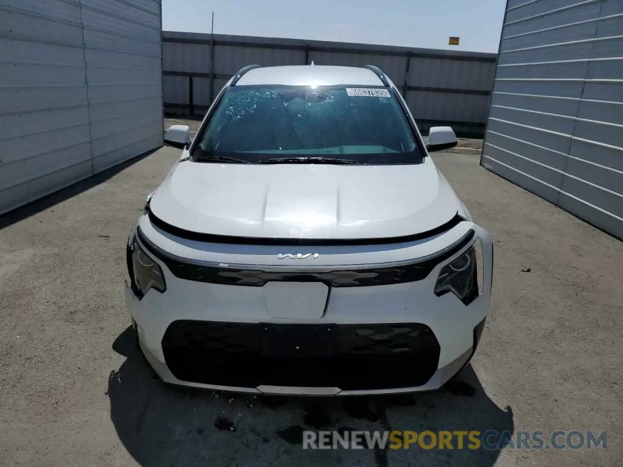 5 Photograph of a damaged car KNDCR3L12P5022863 KIA NIRO WIND 2023