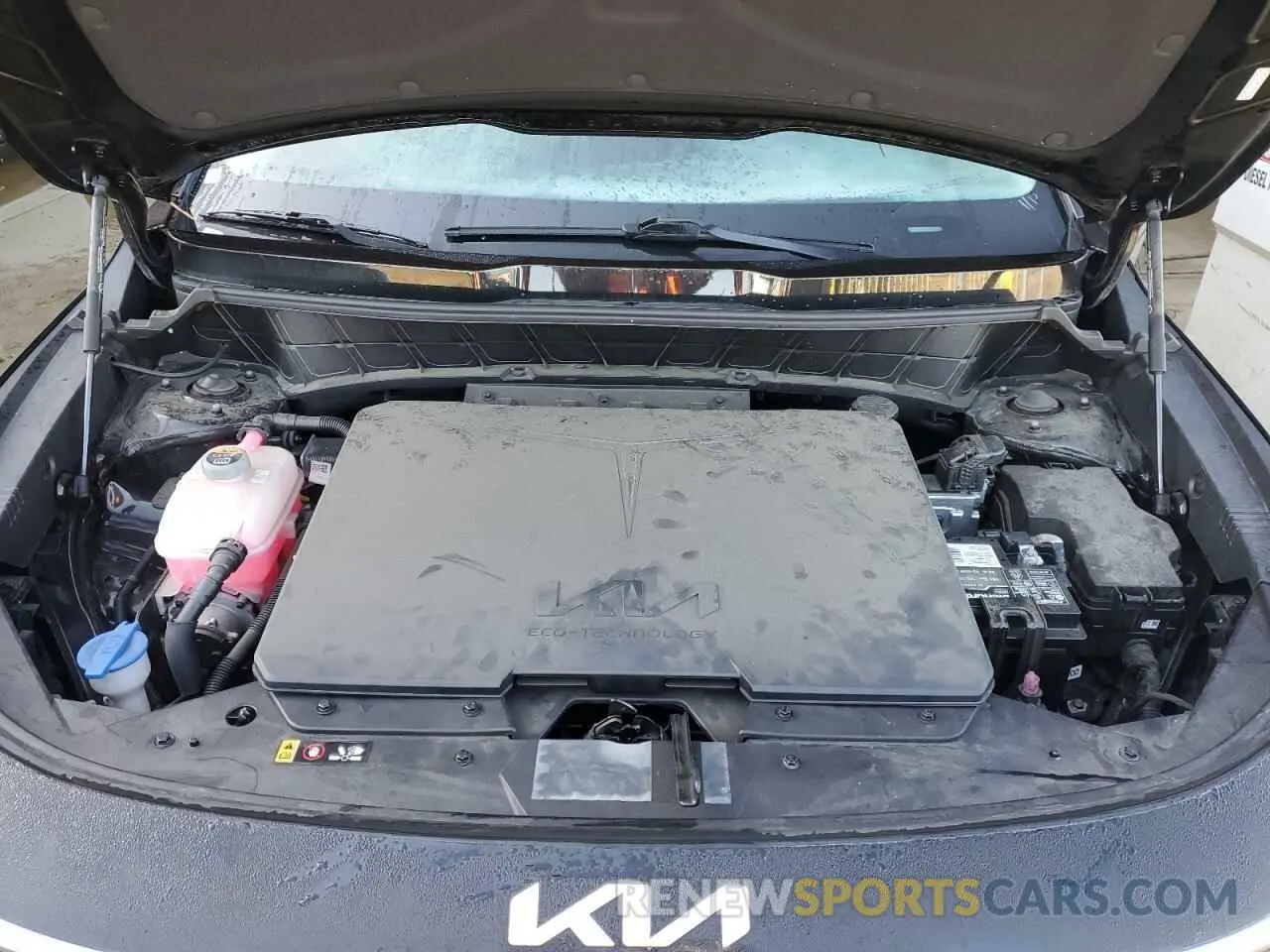 11 Photograph of a damaged car KNDCR3L12P5025830 KIA NIRO WIND 2023