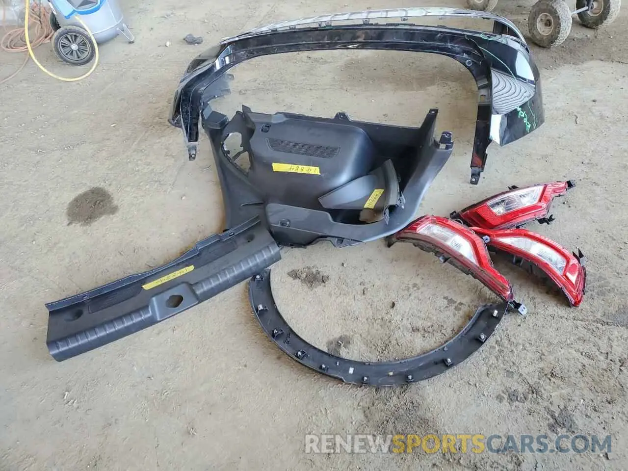 12 Photograph of a damaged car KNDCR3L12P5025830 KIA NIRO WIND 2023