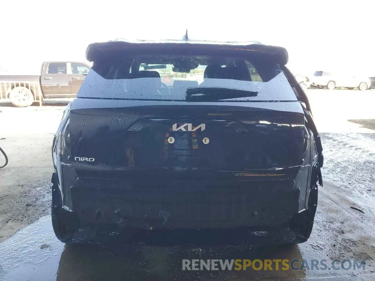 6 Photograph of a damaged car KNDCR3L12P5025830 KIA NIRO WIND 2023