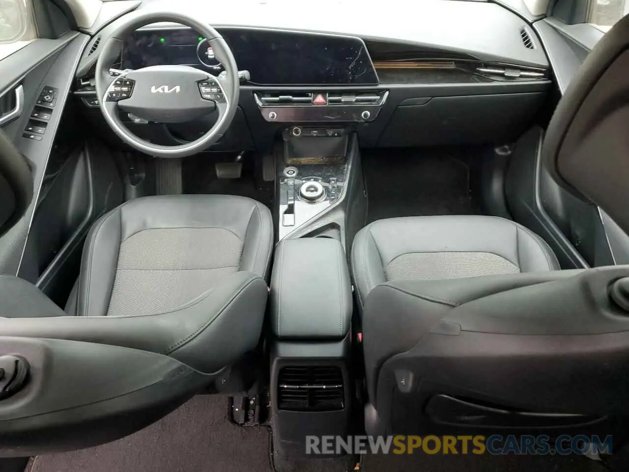 8 Photograph of a damaged car KNDCR3L17P5028884 KIA NIRO WIND 2023