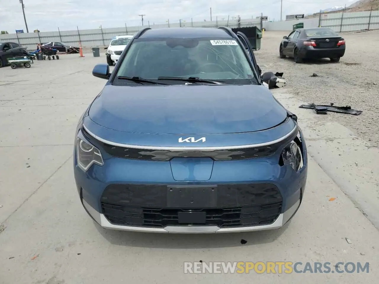5 Photograph of a damaged car KNDCR3L17P5040680 KIA NIRO WIND 2023