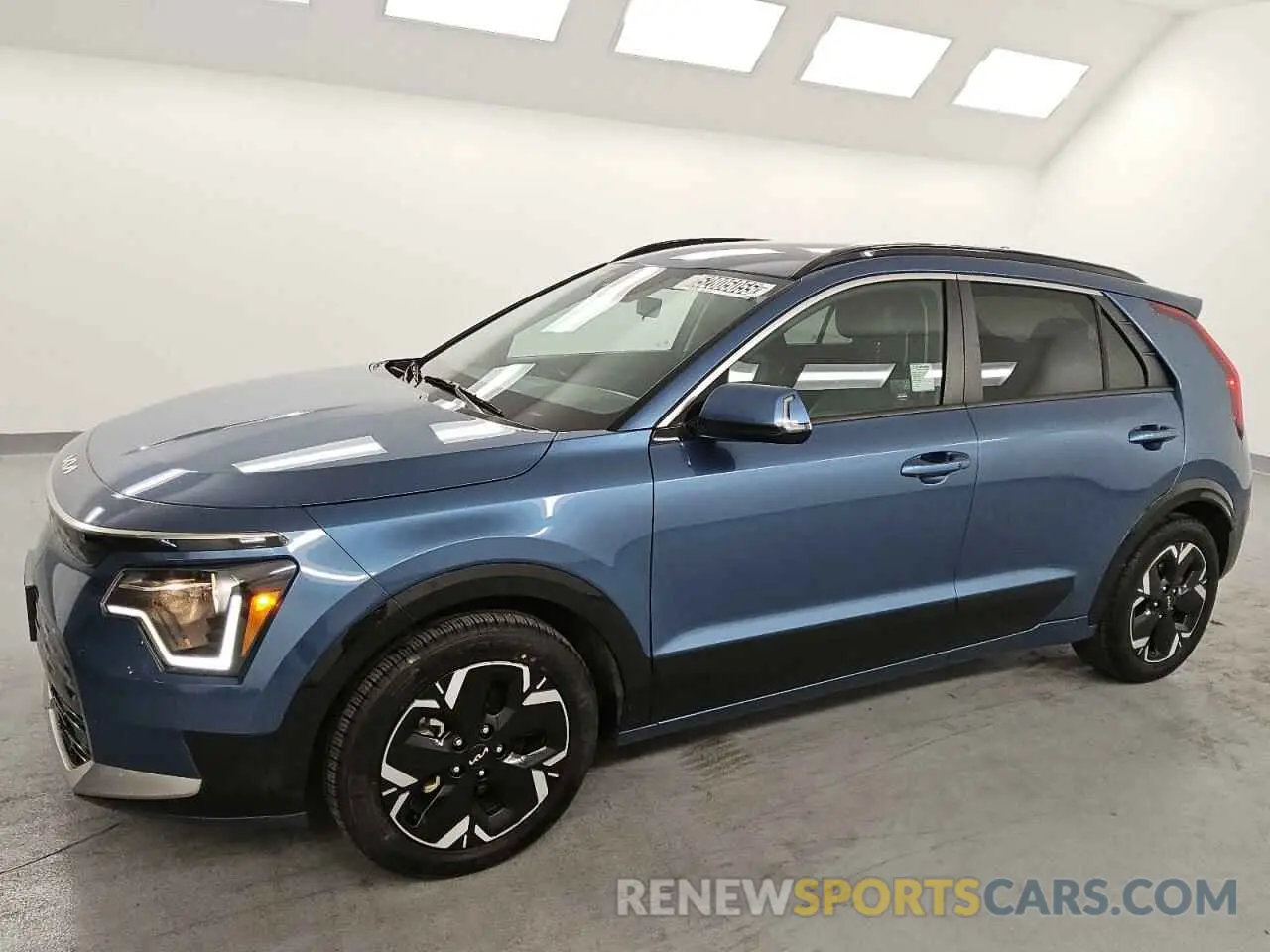 1 Photograph of a damaged car KNDCR3L1XP5036557 KIA NIRO WIND 2023