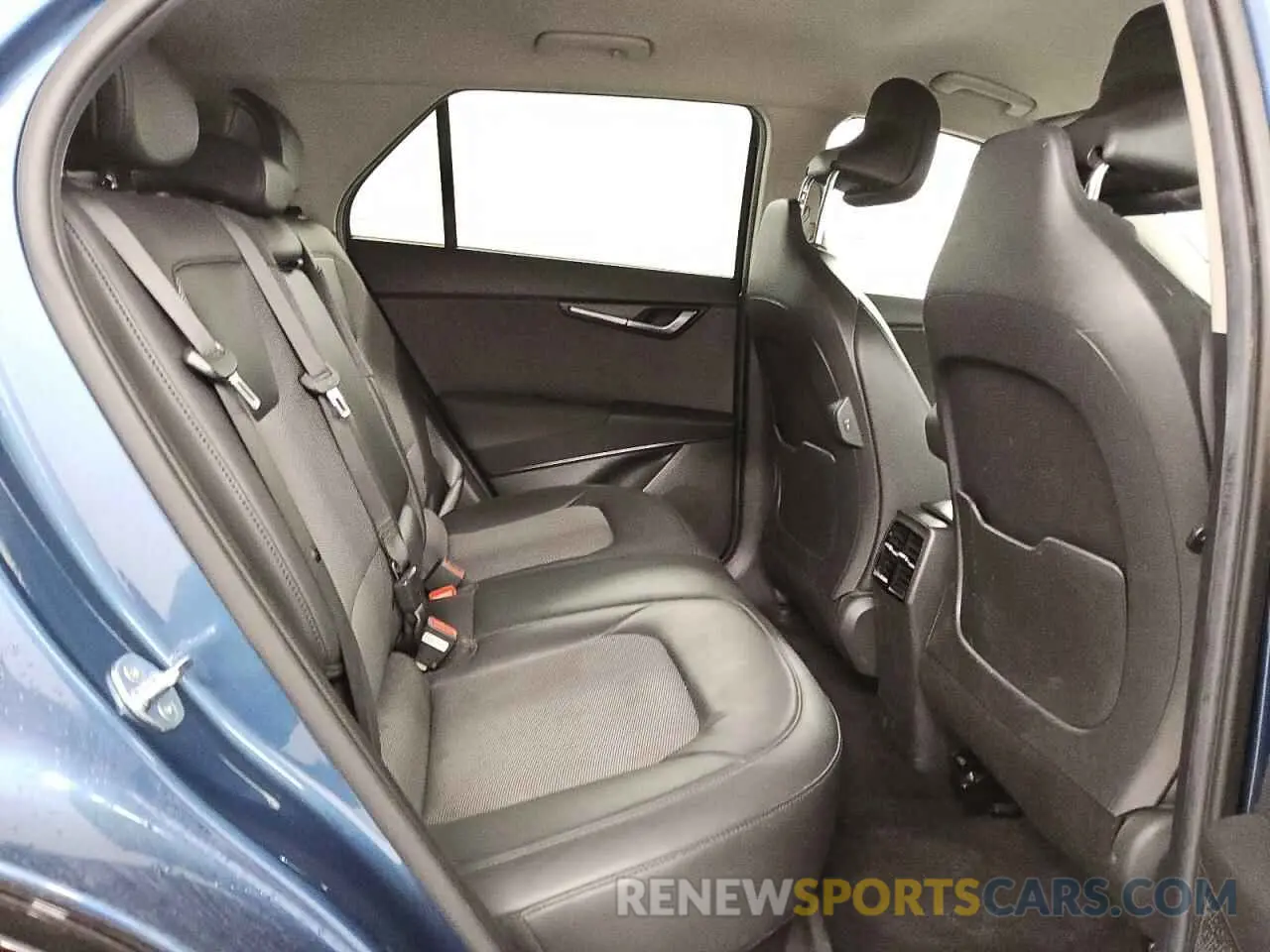 11 Photograph of a damaged car KNDCR3L1XP5036557 KIA NIRO WIND 2023