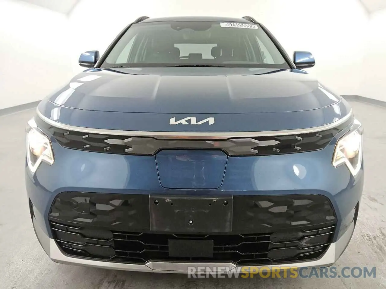 5 Photograph of a damaged car KNDCR3L1XP5036557 KIA NIRO WIND 2023