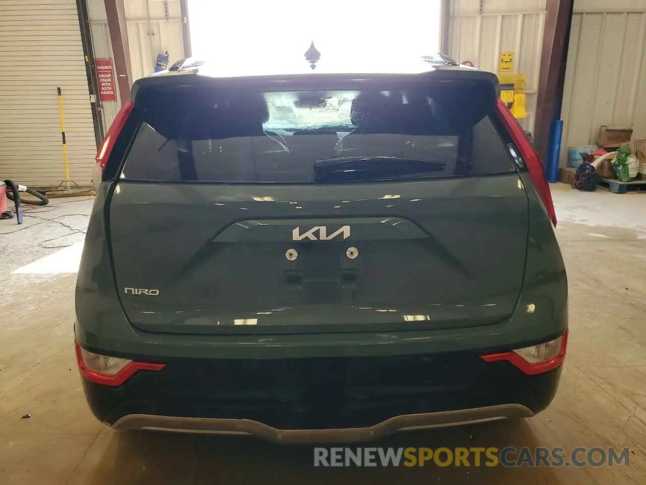 6 Photograph of a damaged car KNDCR3L12R5121654 KIA NIRO WIND 2024