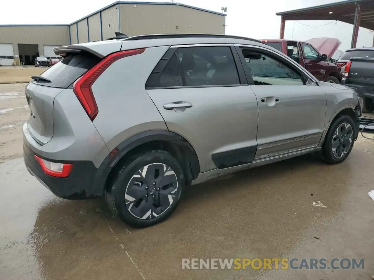 3 Фотография поврежденного автомобиля KNDCR3L13R5098465 KIA NIRO WIND 2024