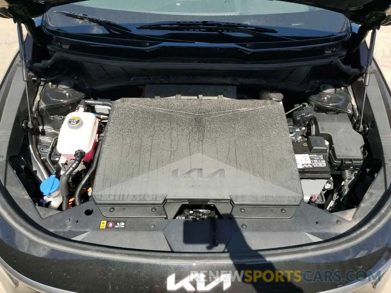 12 Photograph of a damaged car KNDCR3L13R5102157 KIA NIRO WIND 2024