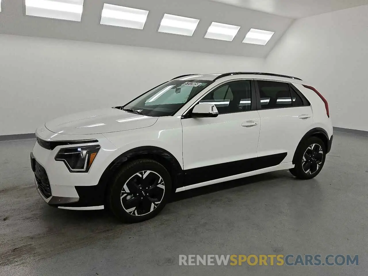 1 Фотография поврежденного автомобиля KNDCR3L13R5110646 KIA NIRO WIND 2024