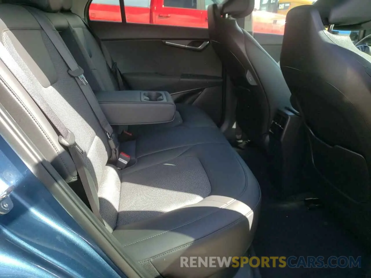 11 Photograph of a damaged car KNDCR3L13R5122358 KIA NIRO WIND 2024