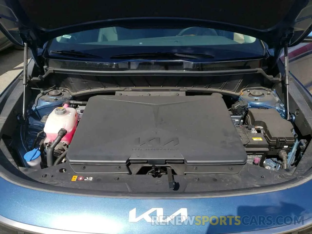 12 Photograph of a damaged car KNDCR3L13R5122358 KIA NIRO WIND 2024
