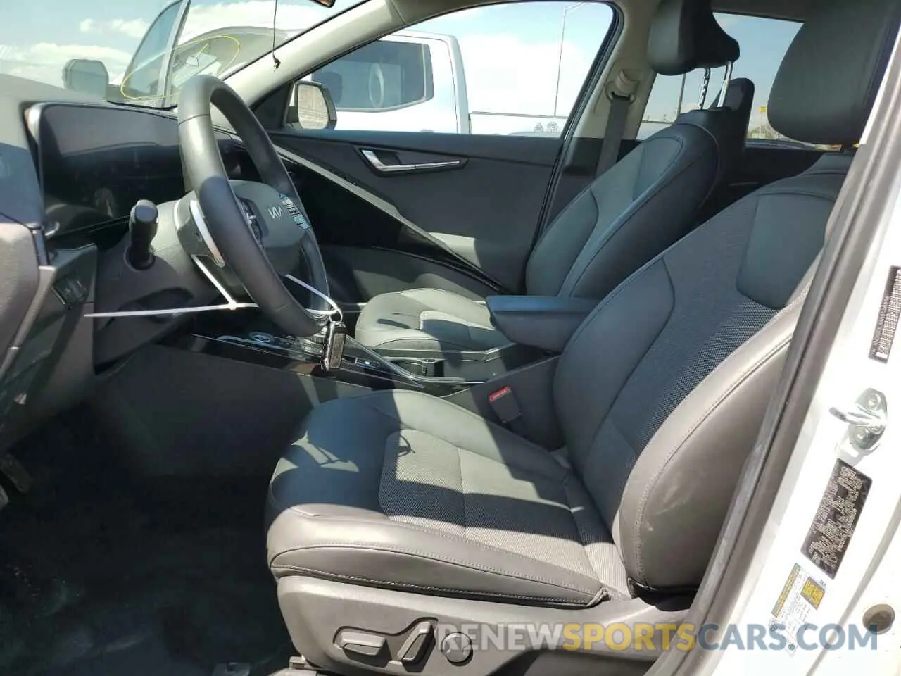 7 Фотография поврежденного автомобиля KNDCR3L14R5098698 KIA NIRO WIND 2024