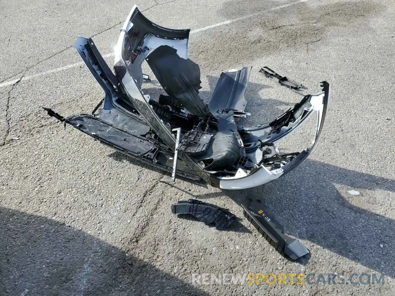 13 Photograph of a damaged car KNDCR3L14R5128475 KIA NIRO WIND 2024