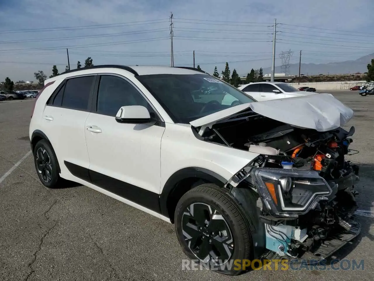 4 Photograph of a damaged car KNDCR3L14R5128475 KIA NIRO WIND 2024