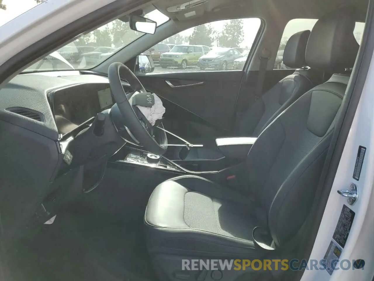 7 Photograph of a damaged car KNDCR3L14R5128475 KIA NIRO WIND 2024