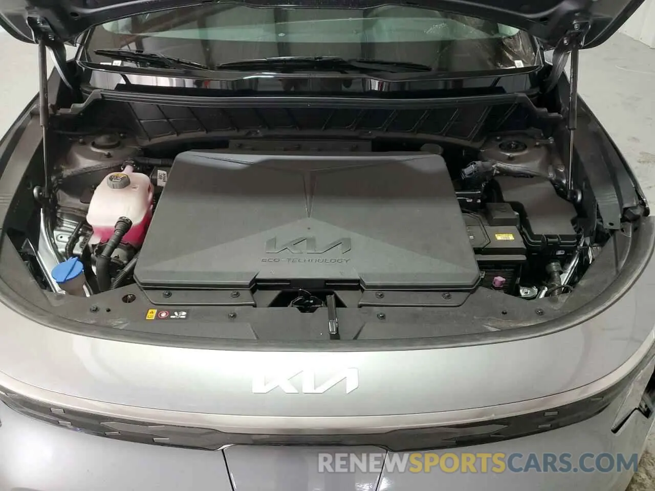 12 Photograph of a damaged car KNDCR3L16R5122516 KIA NIRO WIND 2024