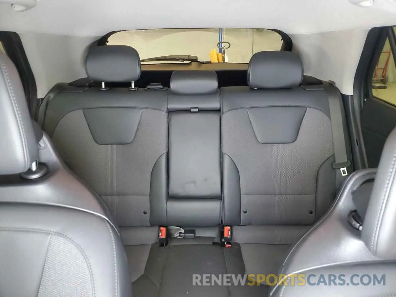 10 Photograph of a damaged car KNDCR3L17R5114036 KIA NIRO WIND 2024