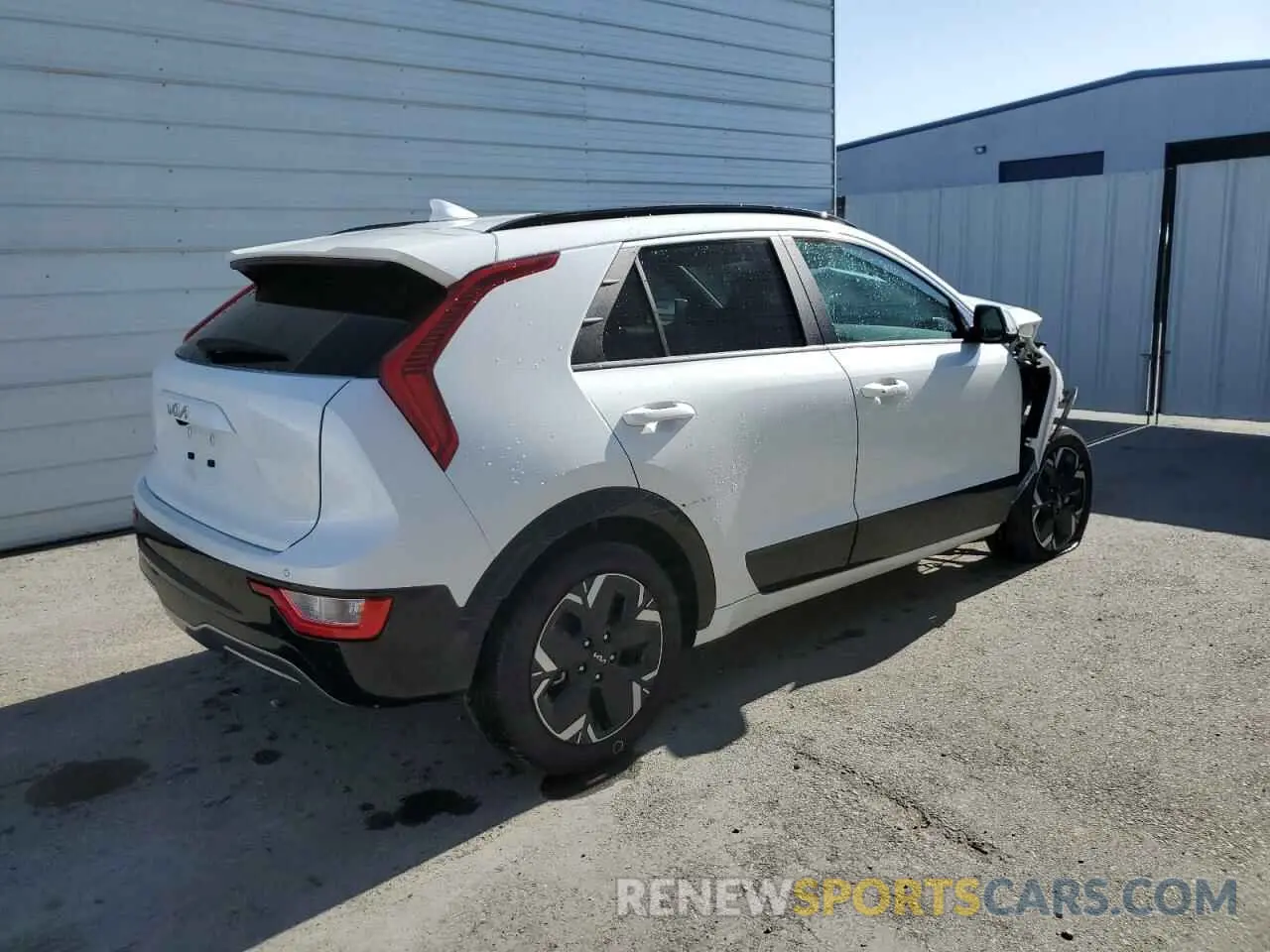 3 Photograph of a damaged car KNDCR3L17R5126171 KIA NIRO WIND 2024