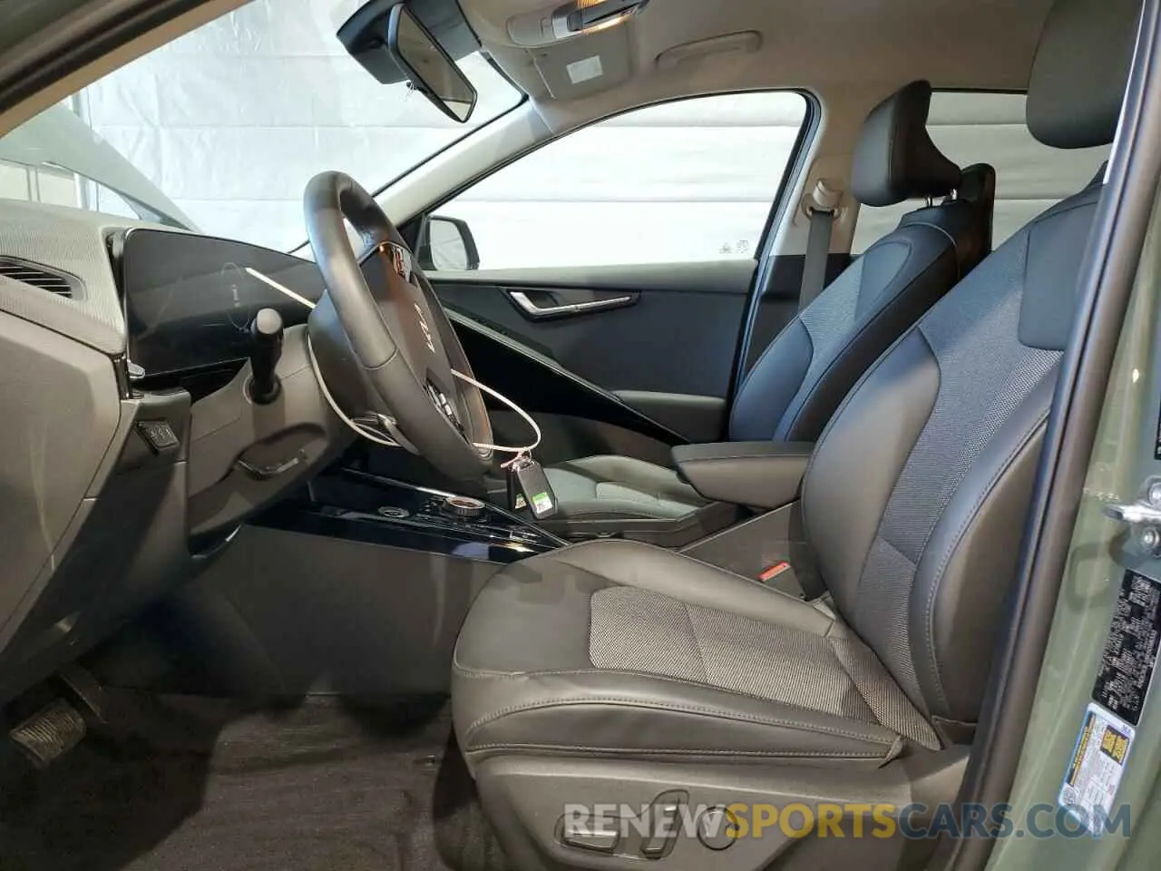 7 Photograph of a damaged car KNDCR3L18R5098333 KIA NIRO WIND 2024